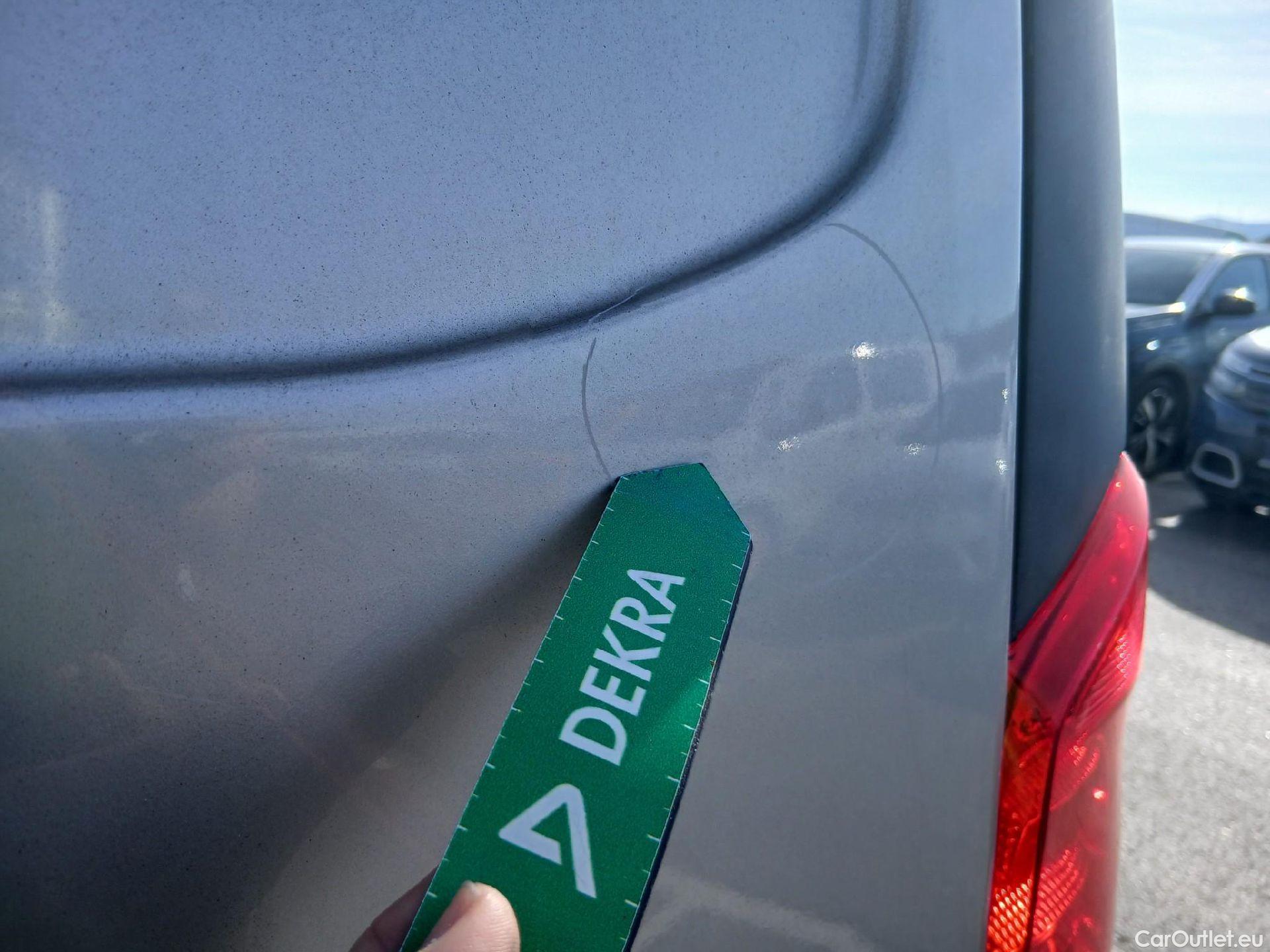  Mercedes  Vito MERCEDES-BENZ  / 2014 / 4P / furgón 111 CDI Larga #25