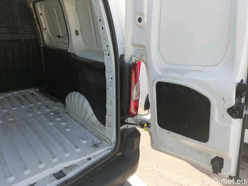  Opel  Combo OPEL  / 2018 / 3P / furgón derivado de turismo 1.5 TD 75kW (100CV) Express L H1 650kg (AC) #7