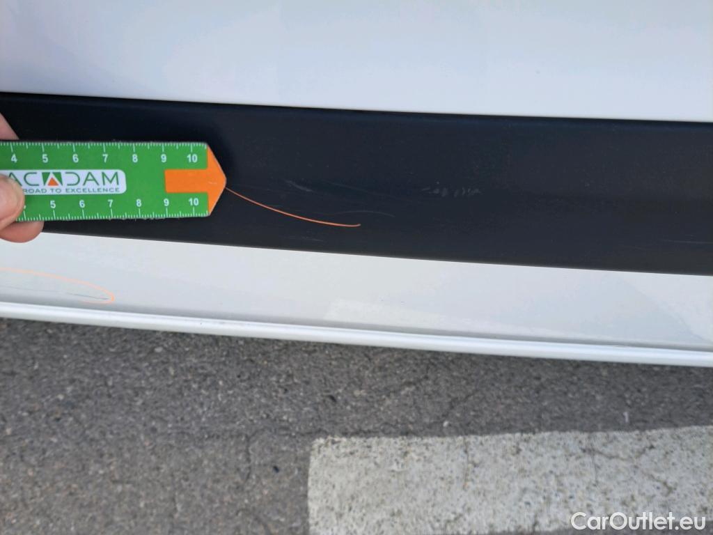  Citroen  Berlingo CITROEN  / 2015 / 3P / furgón derivado de turismo BlueHDI 74KW (100CV) (AC) #81