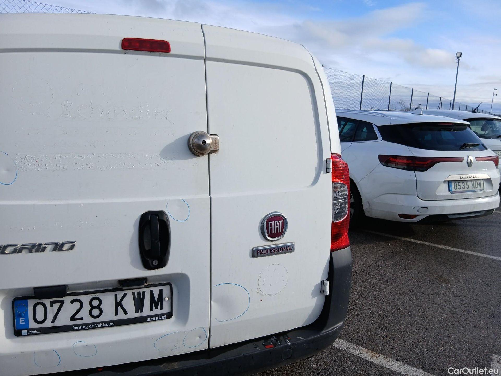  Fiat  Fiorino FIAT  / 2016 / 3P / furgón derivado de turismo Cargo Base 1.3 Mjet 59kW (80CV) E6 #20