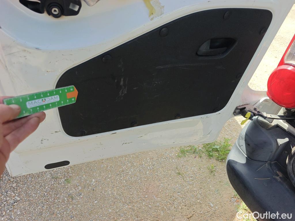  Citroen  Berlingo CITROEN  / 2015 / 4P / combi Multispace LIVE Edit.BlueHDi 74KW (100CV (AC) #60