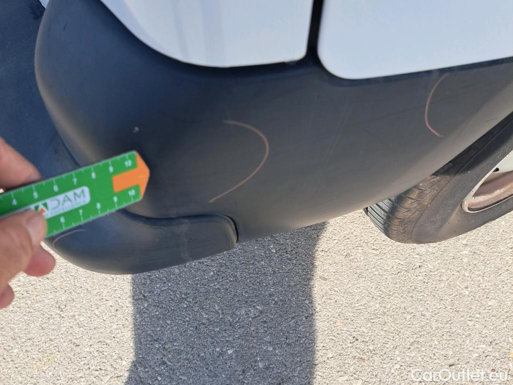  Citroen  Berlingo CITROEN  / 2015 / 3P / furgón derivado de turismo BlueHDI 74KW (100CV) (AC) #77