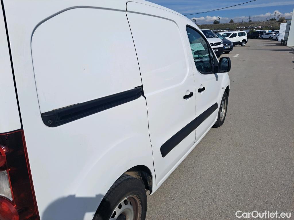  Citroen  Berlingo CITROEN  / 2015 / 3P / furgón derivado de turismo BlueHDI 74KW (100CV) (AC) #41