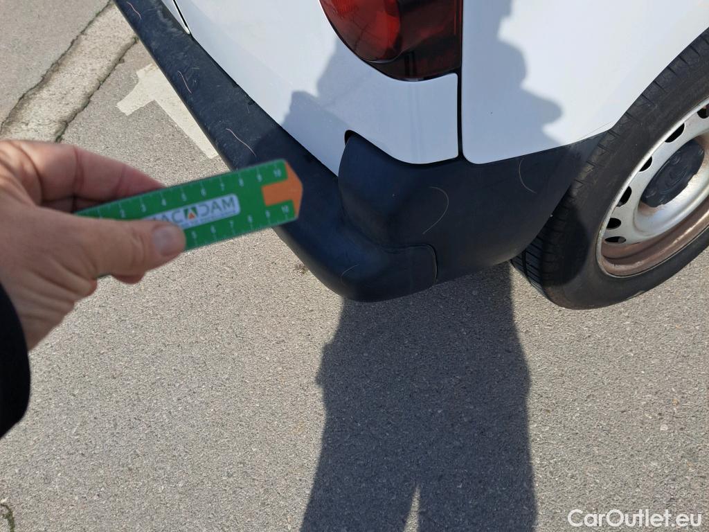  Citroen  Berlingo CITROEN  / 2015 / 3P / furgón derivado de turismo BlueHDI 74KW (100CV) (AC) #76