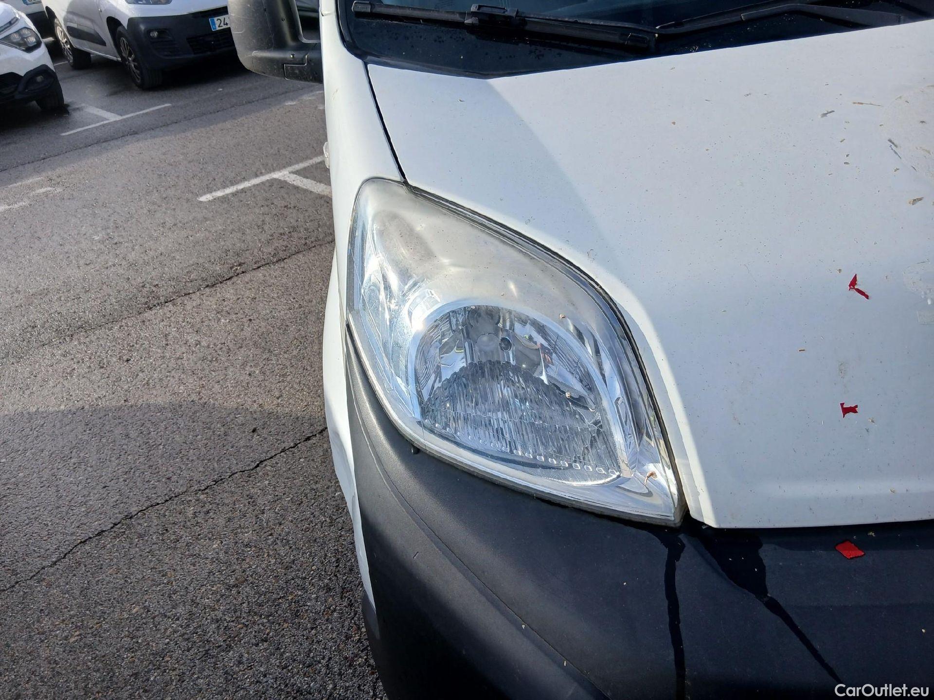  Fiat  Fiorino FIAT  / 2016 / 3P / furgón derivado de turismo Cargo Base 1.3 Mjet 59kW (80CV) E6 #5