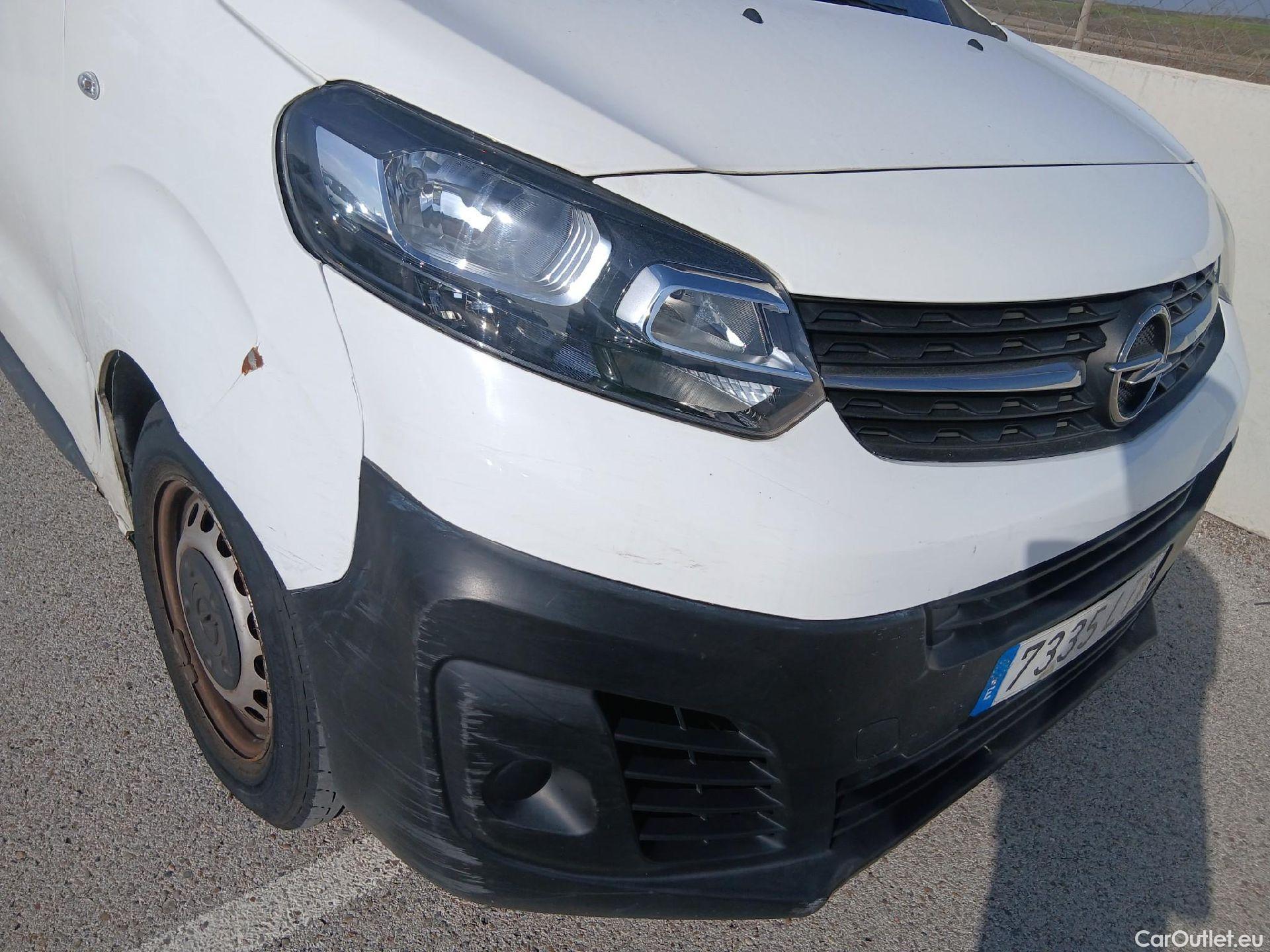  Opel  Vivaro OPEL  / 2019 / 4P / furgón 1.5 Diésel 74kW(100CV)M Std Exp #20