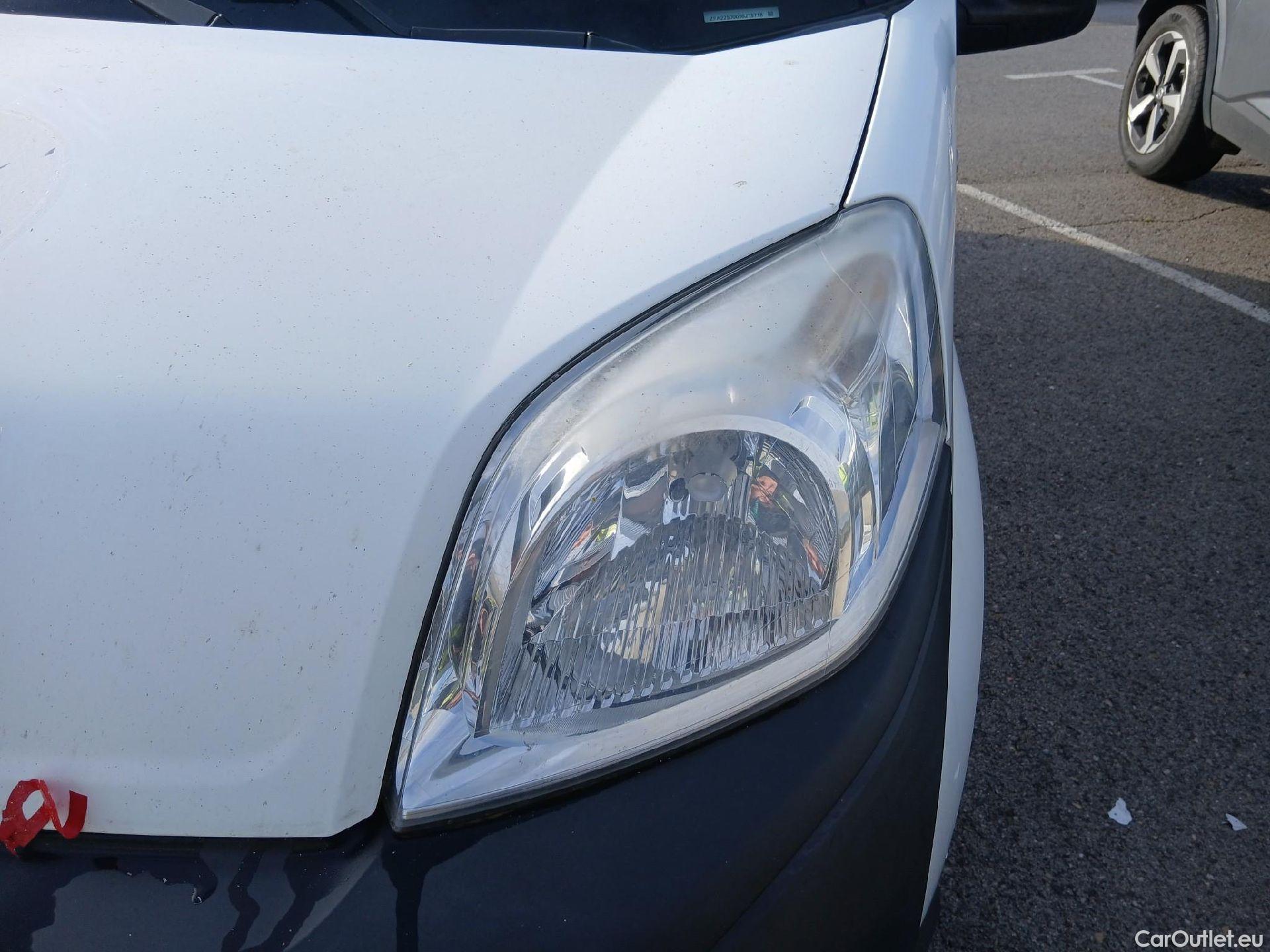  Fiat  Fiorino FIAT  / 2016 / 3P / furgón derivado de turismo Cargo Base 1.3 Mjet 59kW (80CV) E6 #9