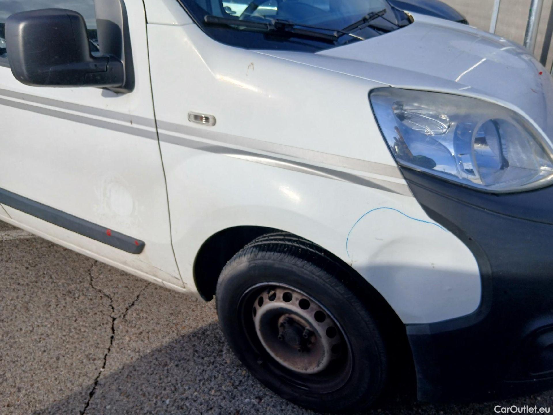  Fiat  Fiorino FIAT  / 2016 / 3P / furgón derivado de turismo Cargo Base 1.3 Mjet 59kW (80CV) E6 #29