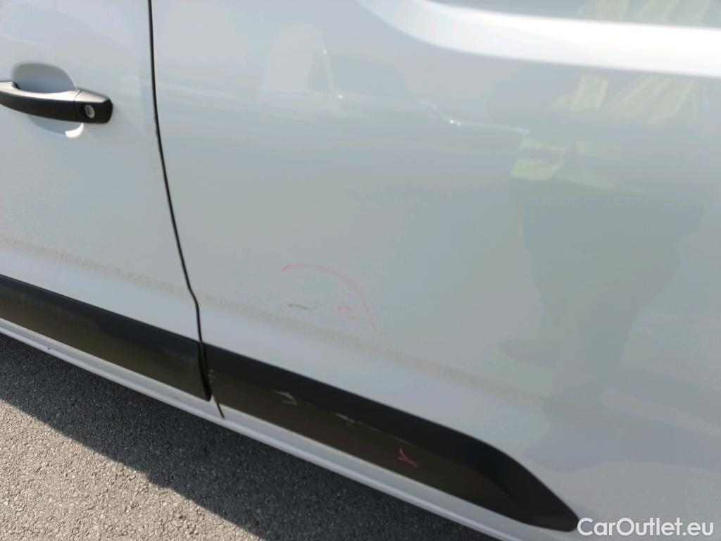  Opel  Combo OPEL  / 2018 / 3P / furgón derivado de turismo 1.5 TD 75kW (100CV) Express L H1 650kg (AC) #31