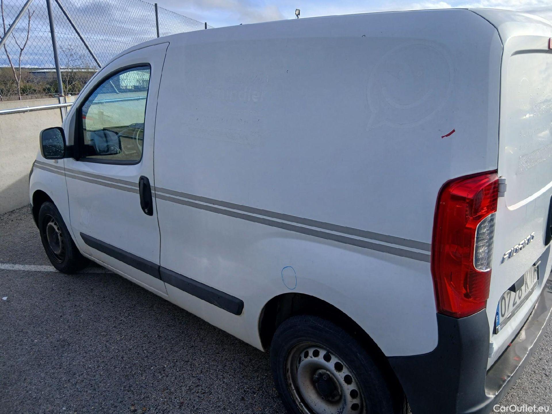  Fiat  Fiorino FIAT  / 2016 / 3P / furgón derivado de turismo Cargo Base 1.3 Mjet 59kW (80CV) E6 #12