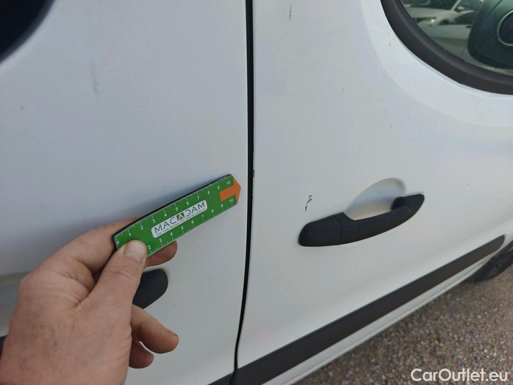  Citroen  Berlingo CITROEN  / 2015 / 4P / combi Multispace LIVE Edit.BlueHDi 74KW (100CV (AC) #66