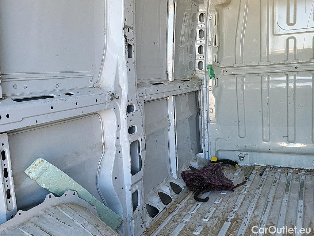  Peugeot  Boxer  Furgón Techo Elevado 335 L2H2 BlueHDi 140 Stop&Start HDi 140CV MT6 E6d #13