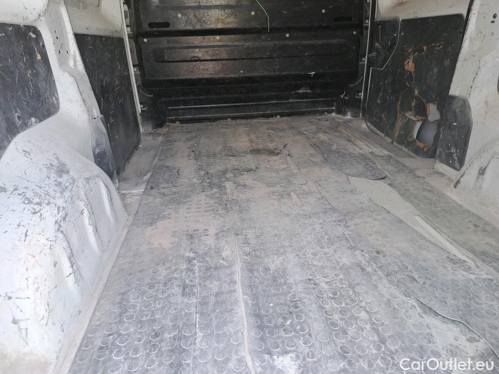  Peugeot  Expert PEUGEOT  Furgón Pro 2.0 BlueHDi 120 S&S Standard (CX) #21