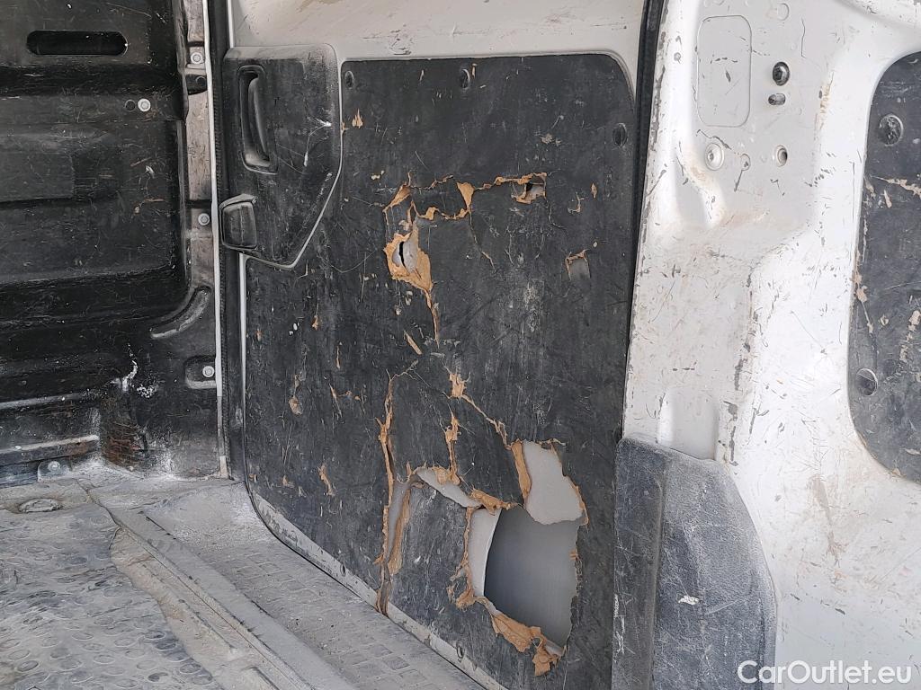  Peugeot  Expert PEUGEOT  Furgón Pro 2.0 BlueHDi 120 S&S Standard (CX) #15