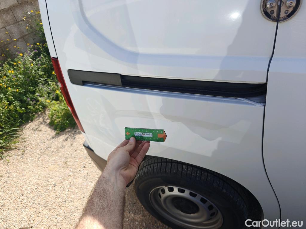  Peugeot  Partner PEUGEOT  / 2018 / 3P / furgón derivado de turismo Pro Standard 600kg BlueHDi 73kW (AC) #13