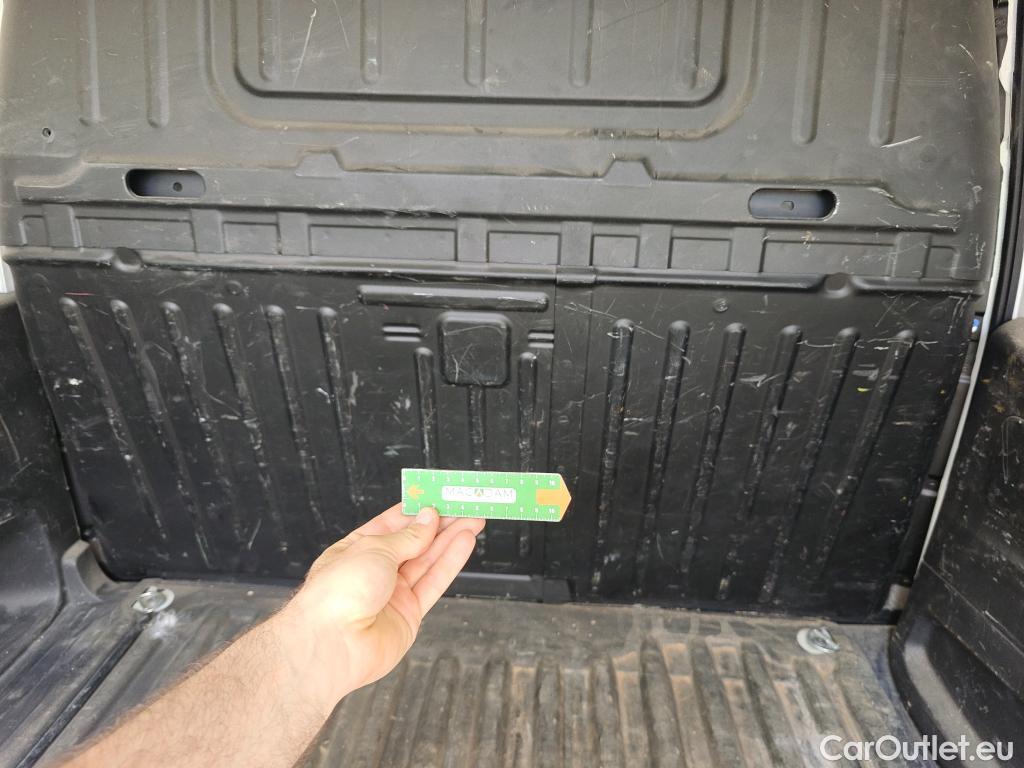  Peugeot  Partner PEUGEOT  / 2018 / 3P / furgón derivado de turismo Pro Standard 600kg BlueHDi 73kW (AC) #53