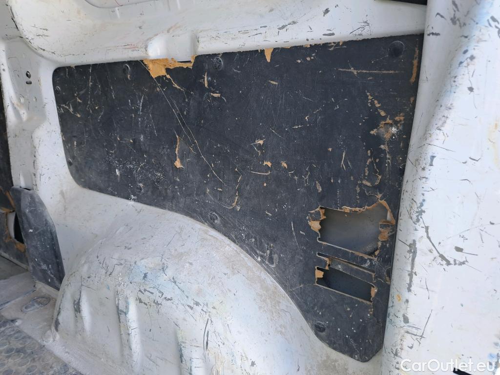  Peugeot  Expert PEUGEOT  Furgón Pro 2.0 BlueHDi 120 S&S Standard (CX) #24