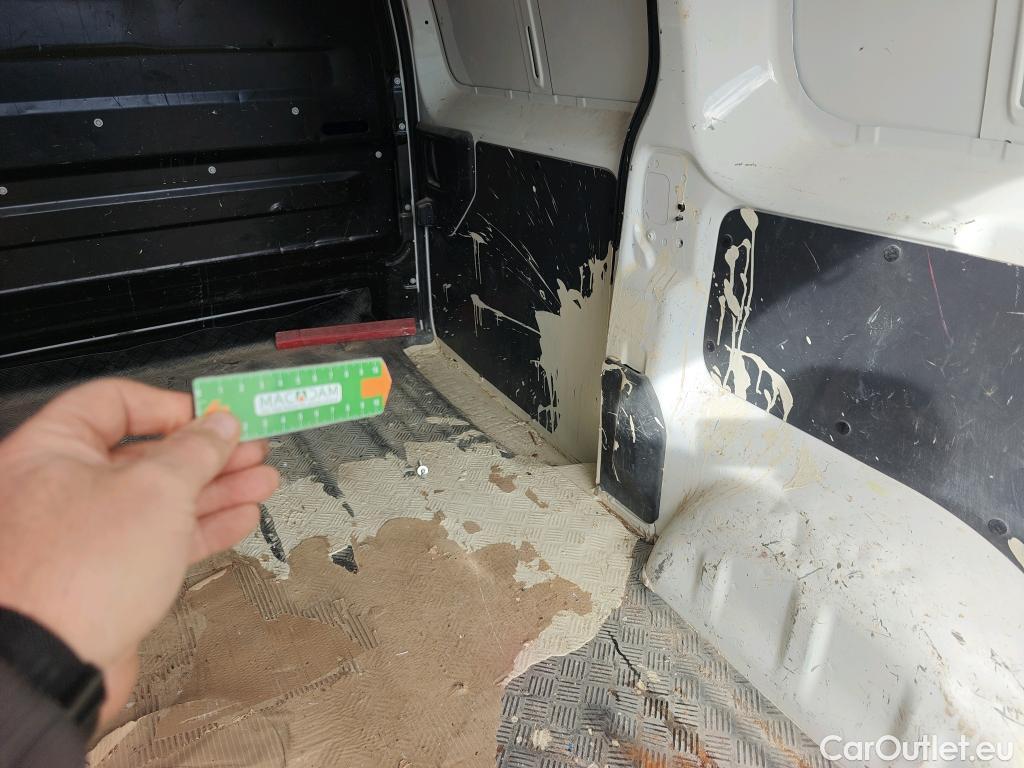  Opel  Vivaro OPEL  / 2019 / 4P / furgón 1.5 Diésel 74kW (100CV) M Std Express (CX) #59