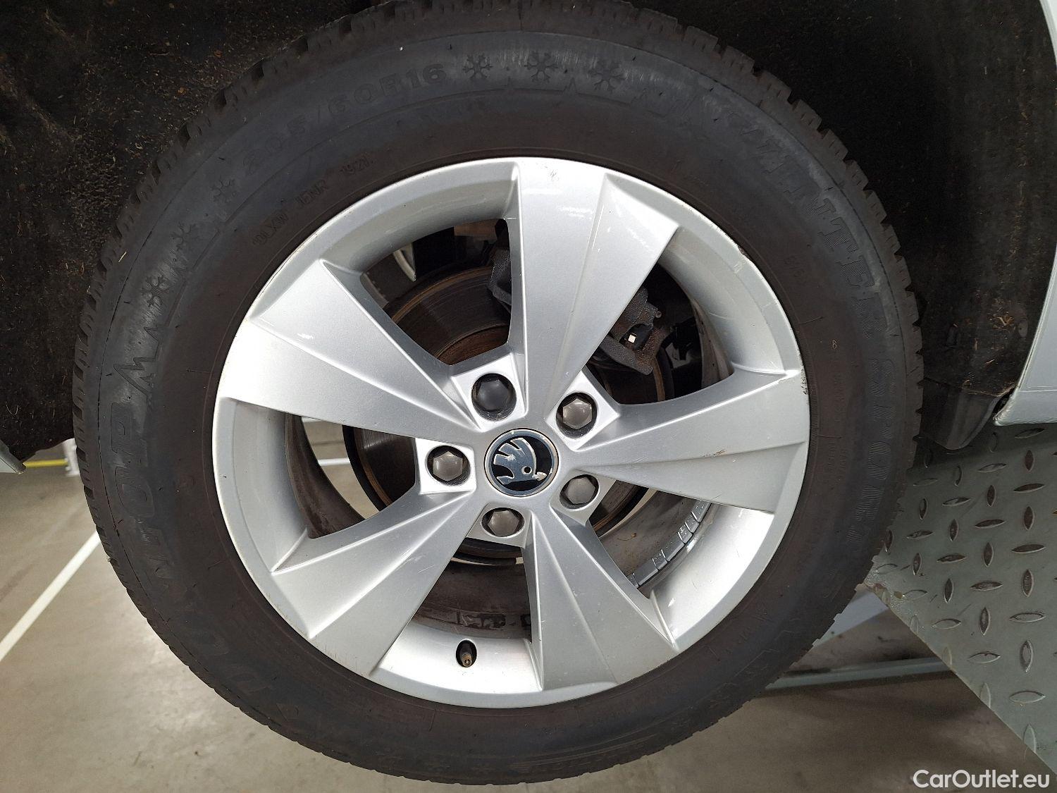  Skoda  Octavia Skoda,  Combi '20, Skoda  Combi 2.0 CRTDI 85kW Ambition 5d #8