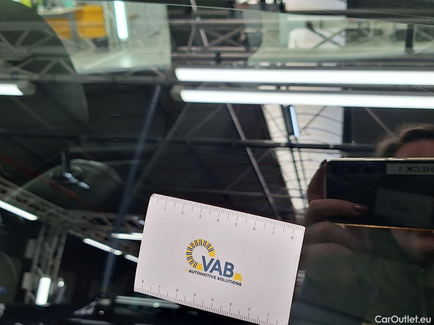  Mercedes  GLA Mercedes,  '20, Mercedes-Benz   200 d Business Solution 5d #20