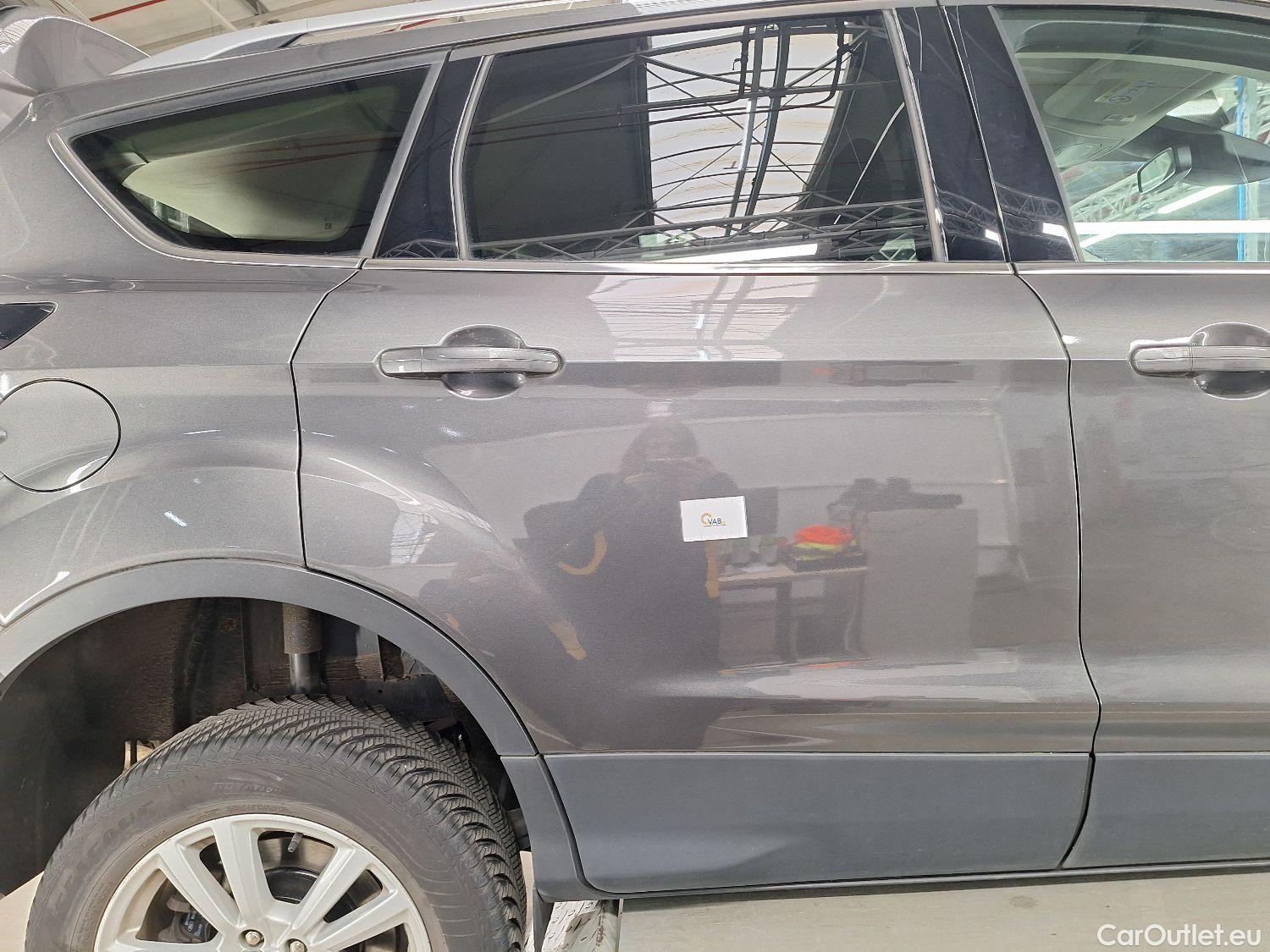  Ford  Kuga Ford,  FL'16, Ford  1.5 TDCi 4x2 88kW Business Class 5d #27