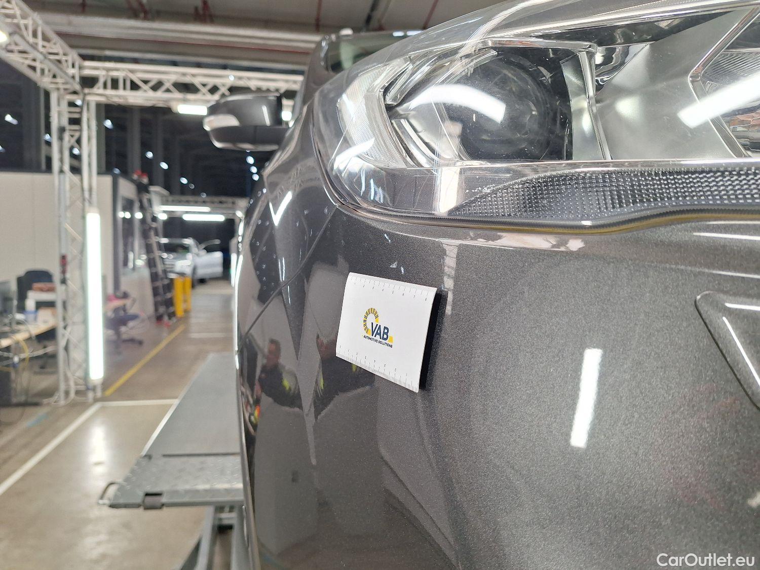  Ford  Kuga Ford,  FL'16, Ford  1.5 TDCi 4x2 88kW Business Class 5d #82