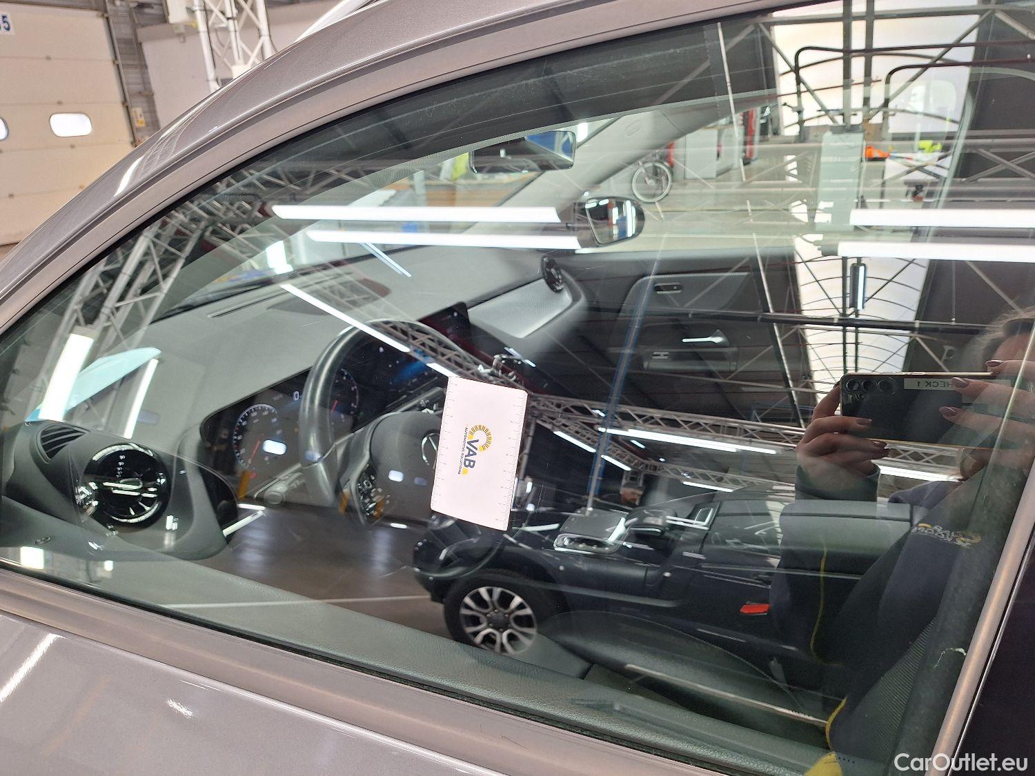  Mercedes  GLA Mercedes,  '20, Mercedes-Benz   200 d Business Solution 5d #13