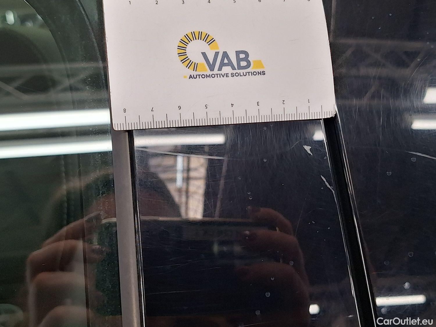  Mercedes  GLA Mercedes,  '20, Mercedes-Benz   200 d Business Solution 5d #29