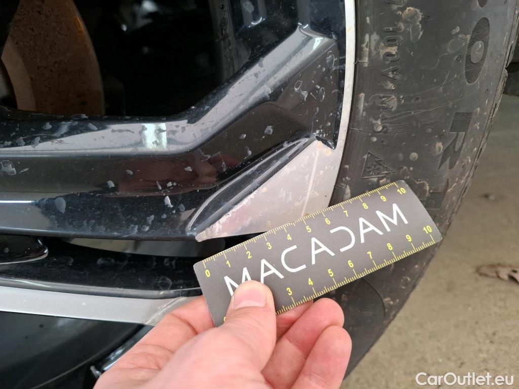  Peugeot  2008  Allure Business 1.5 HDi 130CV BVA8 E6d #21