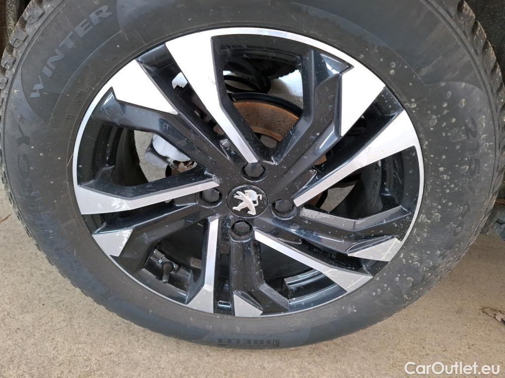  Peugeot  2008  Allure Business 1.5 HDi 130CV BVA8 E6d #18