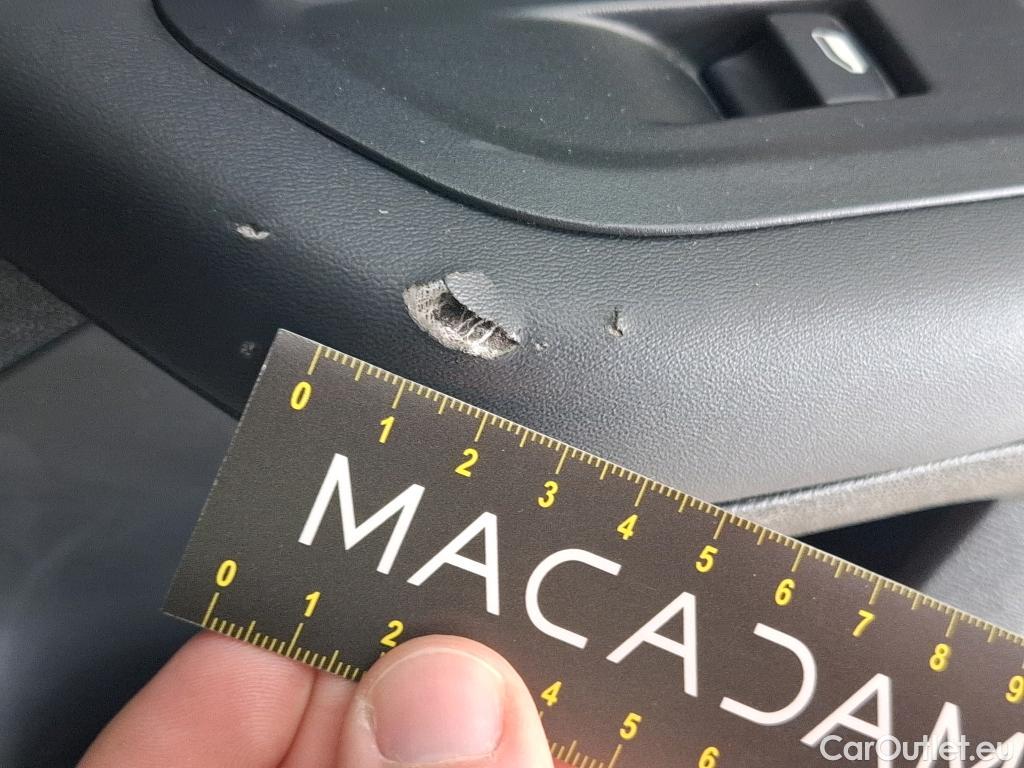  Citroen  C4 CITROEN  X / 2022 / 4P / Berline PureTech 130 S&S EAT8 Feel Pack #5