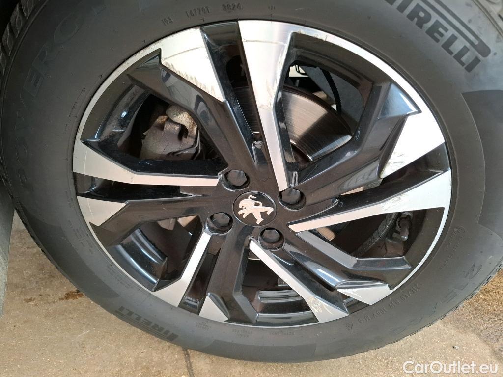  Peugeot  2008  Allure Business 1.5 HDi 130CV BVA8 E6d #2