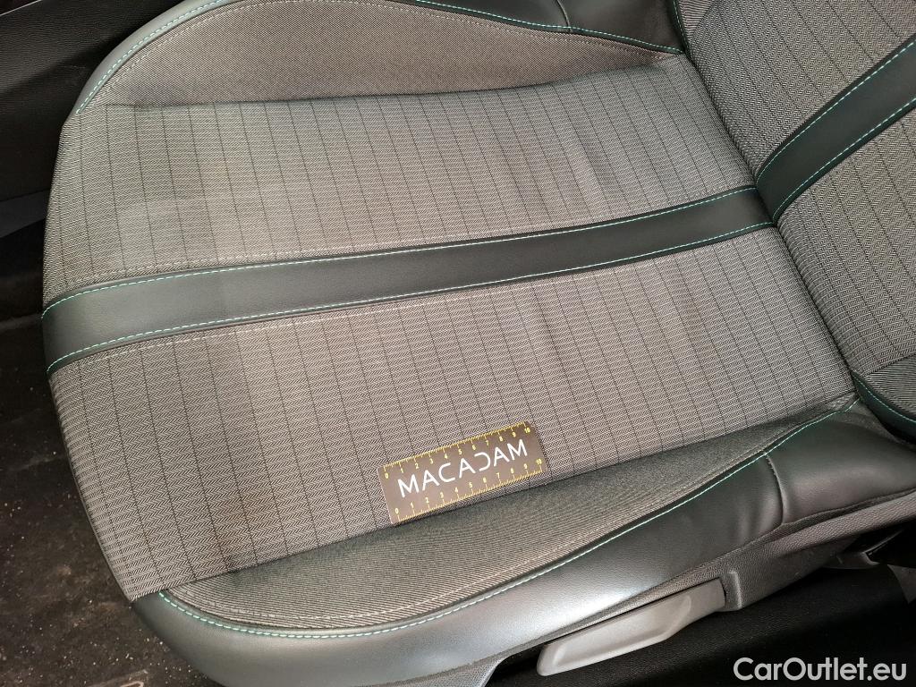  Peugeot  2008  Allure Business 1.5 HDi 130CV BVA8 E6d #31