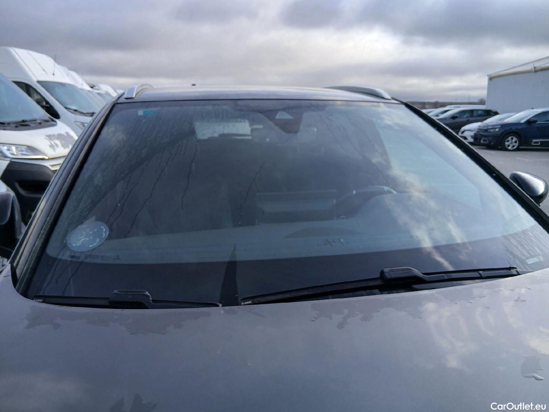  Peugeot  3008 PEUGEOT  / 2020 / 5P / todoterreno 1.5 BlueHDi 96kW S&S GT EAT8 #12