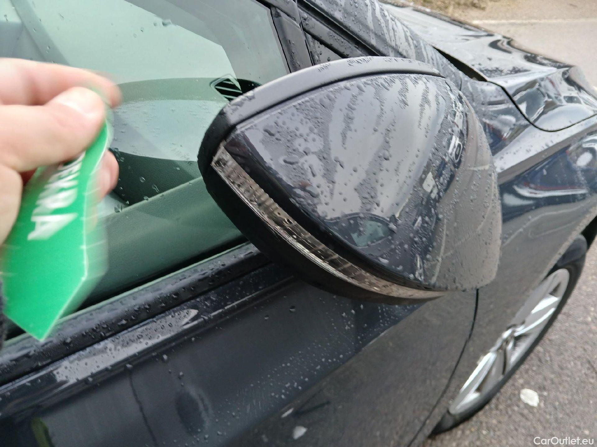  Volkswagen  Golf  VOLKSWAGEN / 2020 / 5P / familiar 2.0 TDI 85kW (115CV) DSG Variant #24