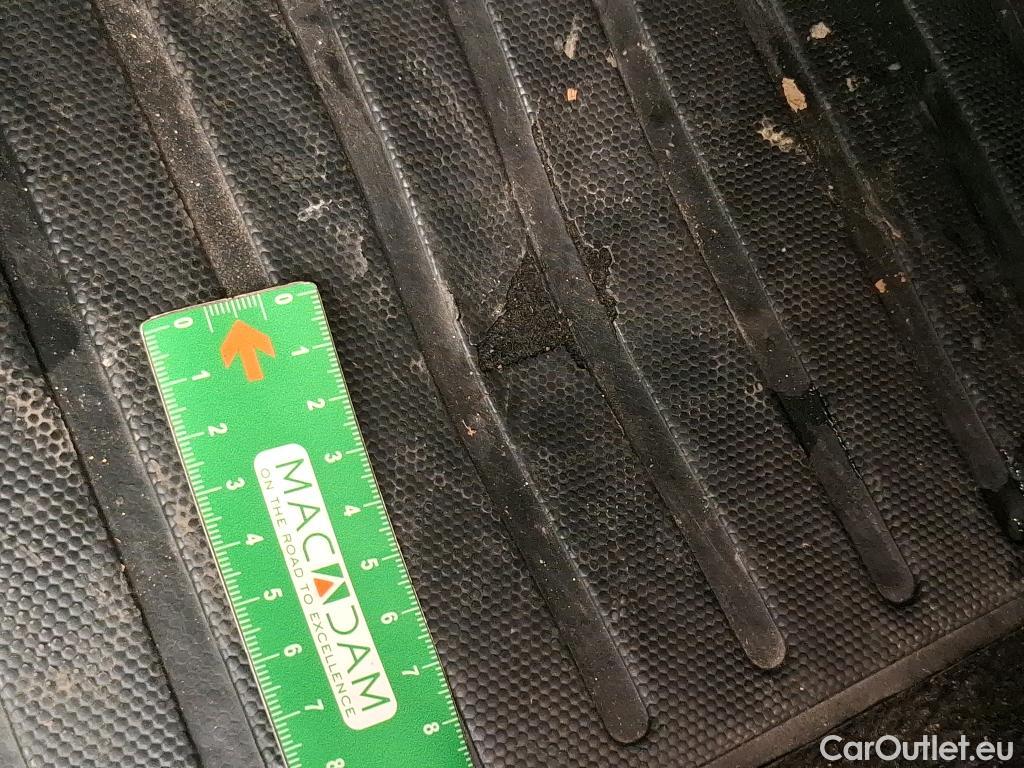  Citroen  C4 CITROEN  X / 2022 / 4P / Berline PureTech 130 S&S EAT8 Feel Pack #14