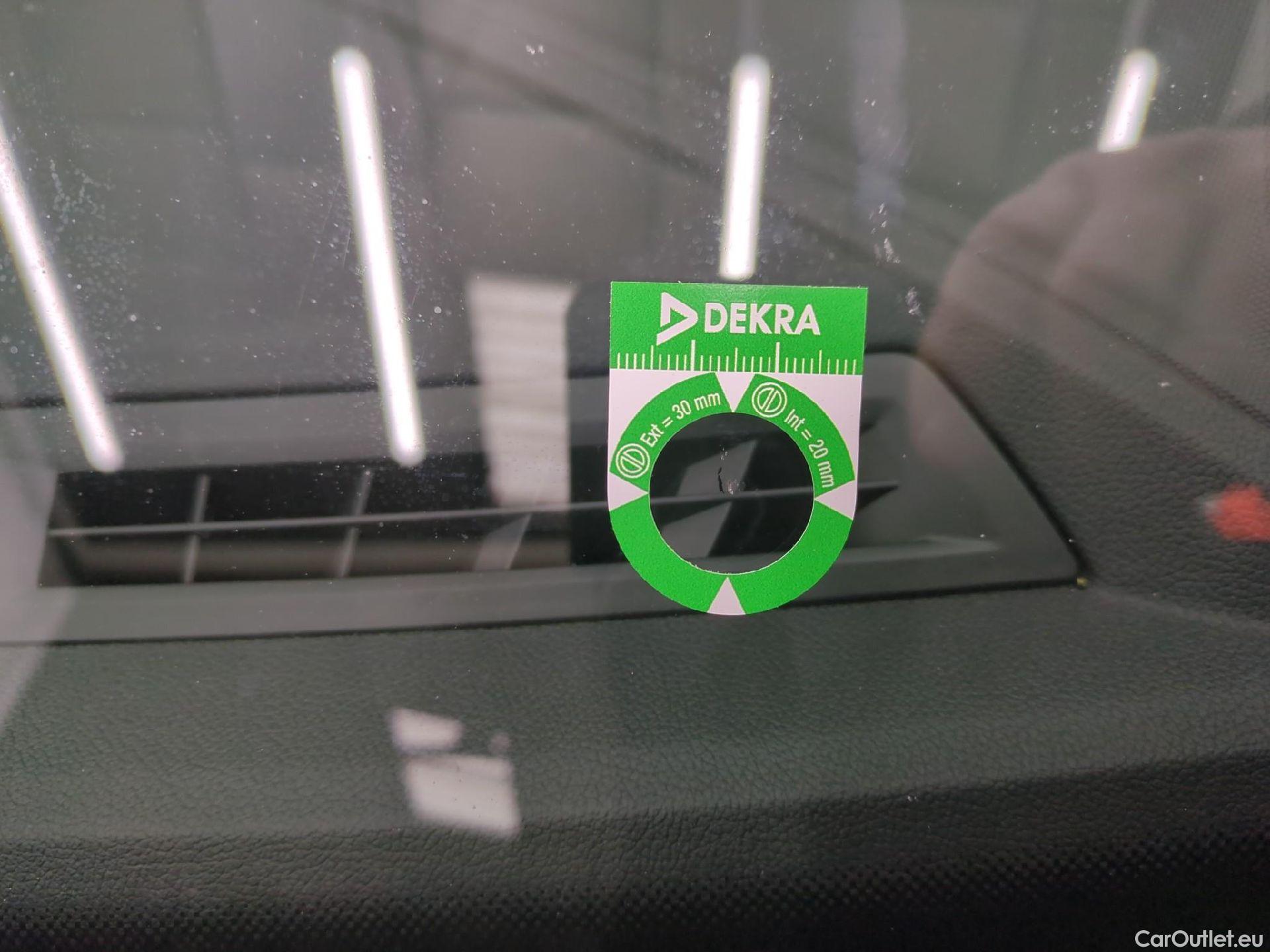  Bmw  Serie 1 1 Berline 116 d Business Design 1.5 115CV BVM6 E6d #4