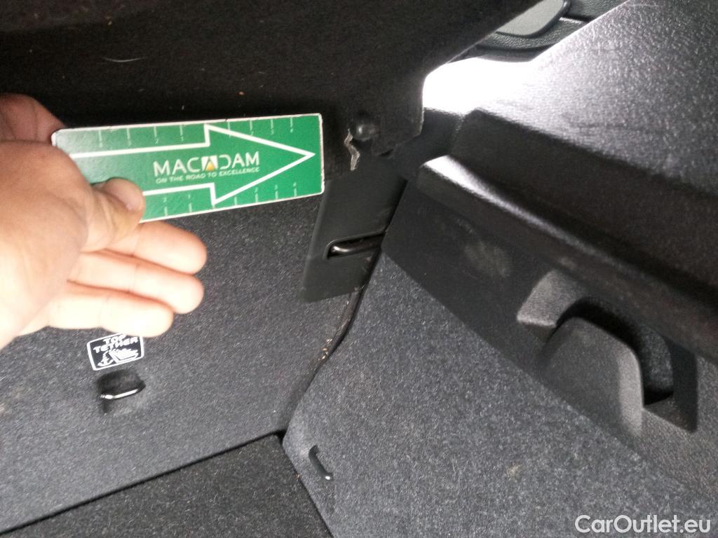  Volvo  XC 40 VOLVO XC40 / 2021 / 5P / todoterreno 1.5 T2 Essential #1