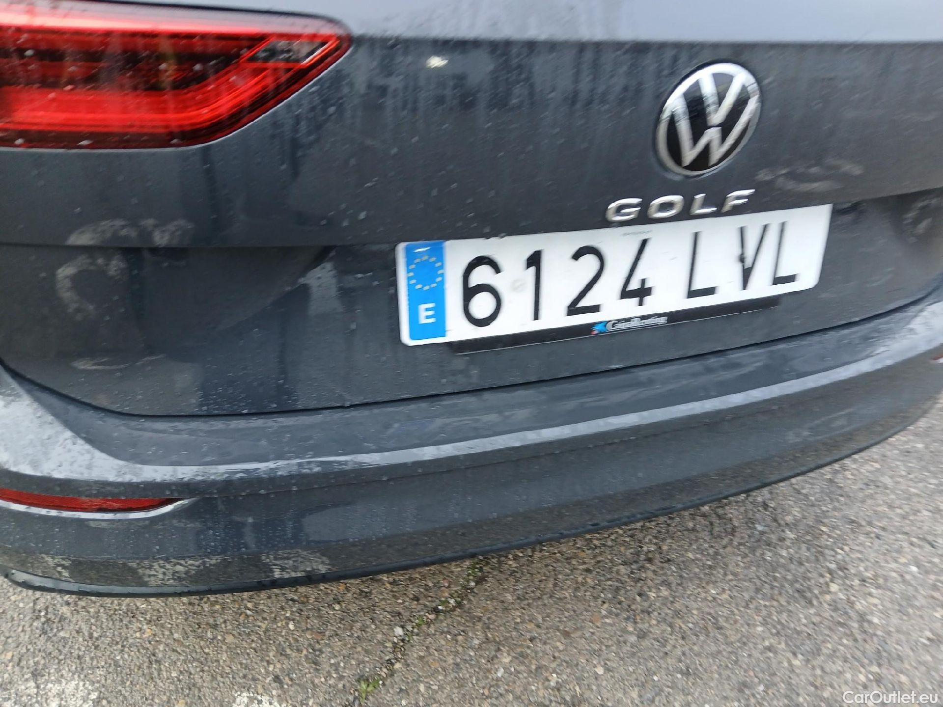  Volkswagen  Golf  VOLKSWAGEN / 2020 / 5P / familiar 2.0 TDI 85kW (115CV) DSG Variant #18