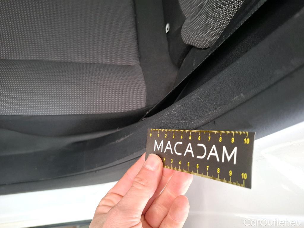  Citroen  C3  Shine Business 1.2 PureTech 110CV BVM6 E6d #8