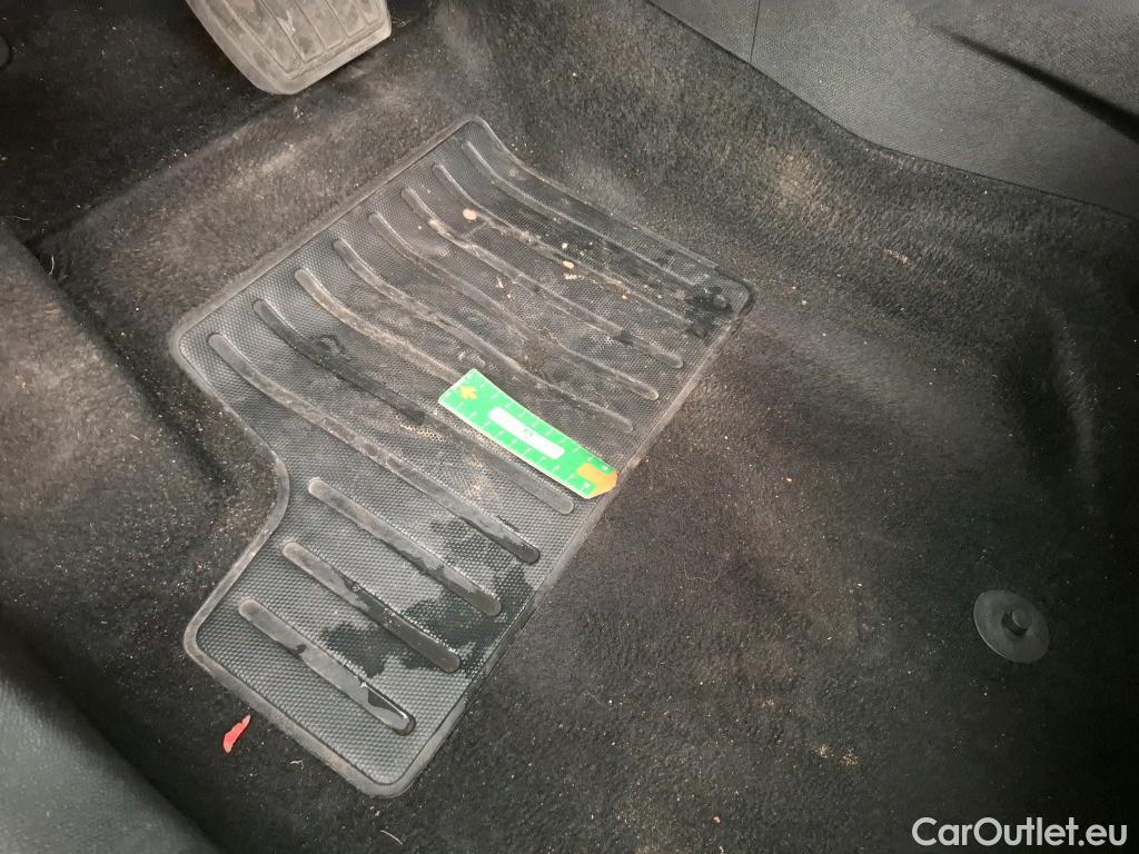  Citroen  C4 CITROEN  X / 2022 / 4P / Berline PureTech 130 S&S EAT8 Feel Pack #13