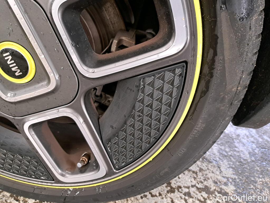  Mini  Cooper MINI Mini / 2014 / 3P / Berline  SE Finition Business 184 ch BVA #5