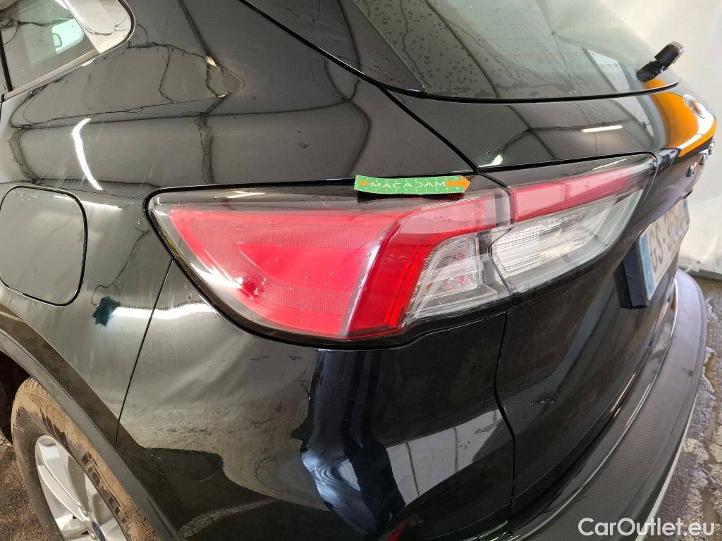  Ford  Kuga FORD  / 2019 / 5P / SUV 2.5 190 hybrid Flexifuel Pshift Titanium #39