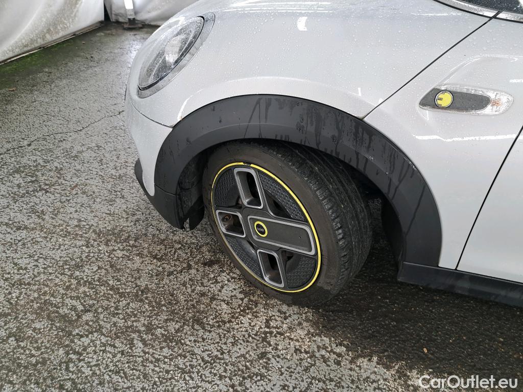  Mini  Cooper MINI Mini / 2014 / 3P / Berline  SE Finition Business 184 ch BVA #9