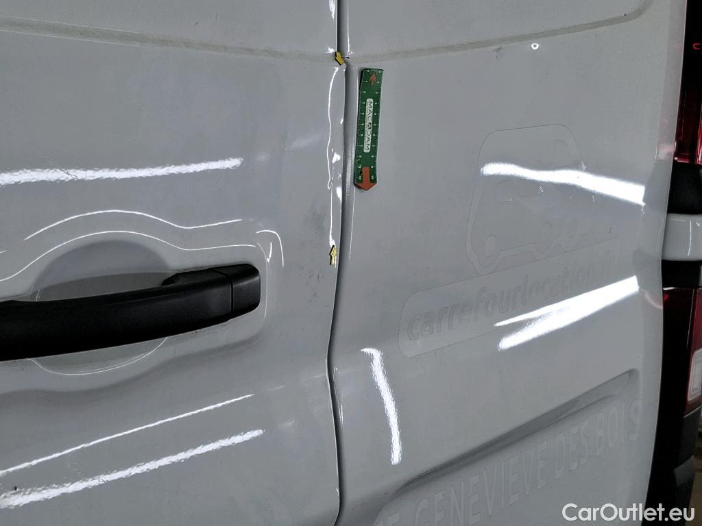 Renault  Trafic  Fourgon L2H1 3T Grand Confort 2.0 dCi 130CV BVM6 E6d #11