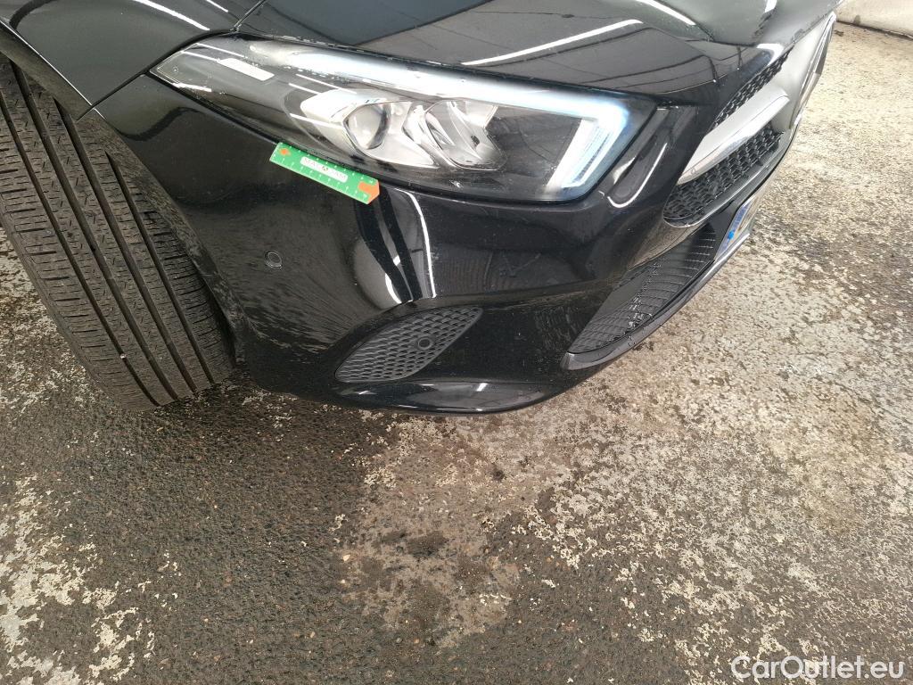  Mercedes  A-Klasse MERCEDES-BENZ Classe A Compact / 2018 / 5P / Berline A 250 e Business Line 8G-DCT #3