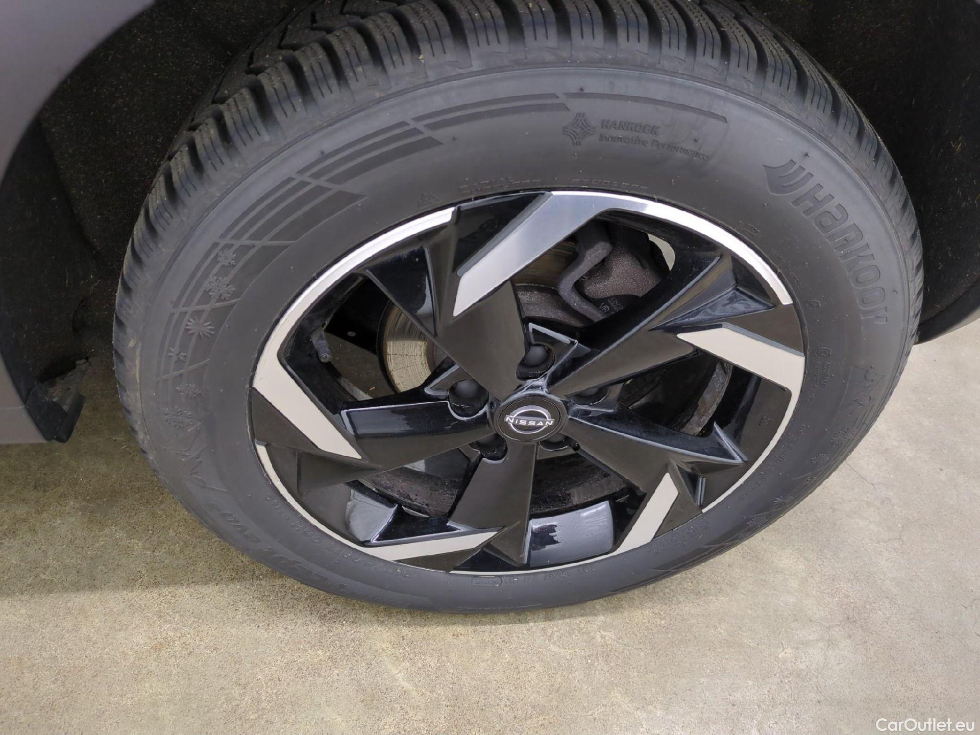  Nissan  Juke NISSAN  / 2019 / 5P / Crossover Hybrid 143 Business+ #3