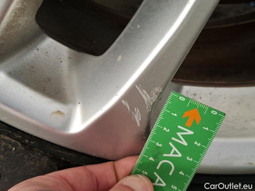  Ford  Kuga FORD  / 2019 / 5P / SUV 2.5 190 hybrid Flexifuel Pshift Titanium #25