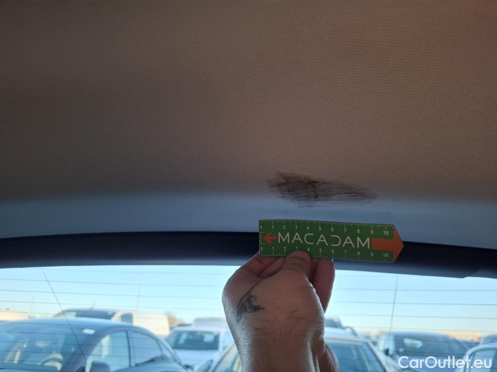  Ford  Kuga FORD  / 2019 / 5P / SUV 2.5 190 hybrid Flexifuel Pshift Titanium #28