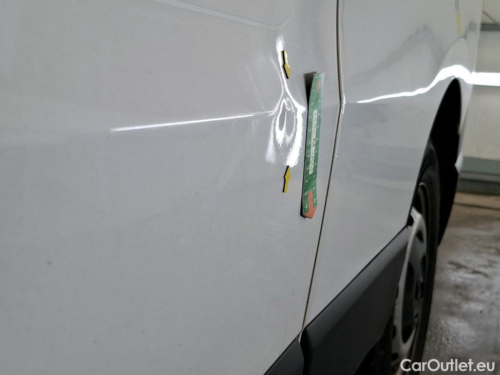  Renault  Trafic  Fourgon L2H1 3T Grand Confort 2.0 dCi 130CV BVM6 E6d #26